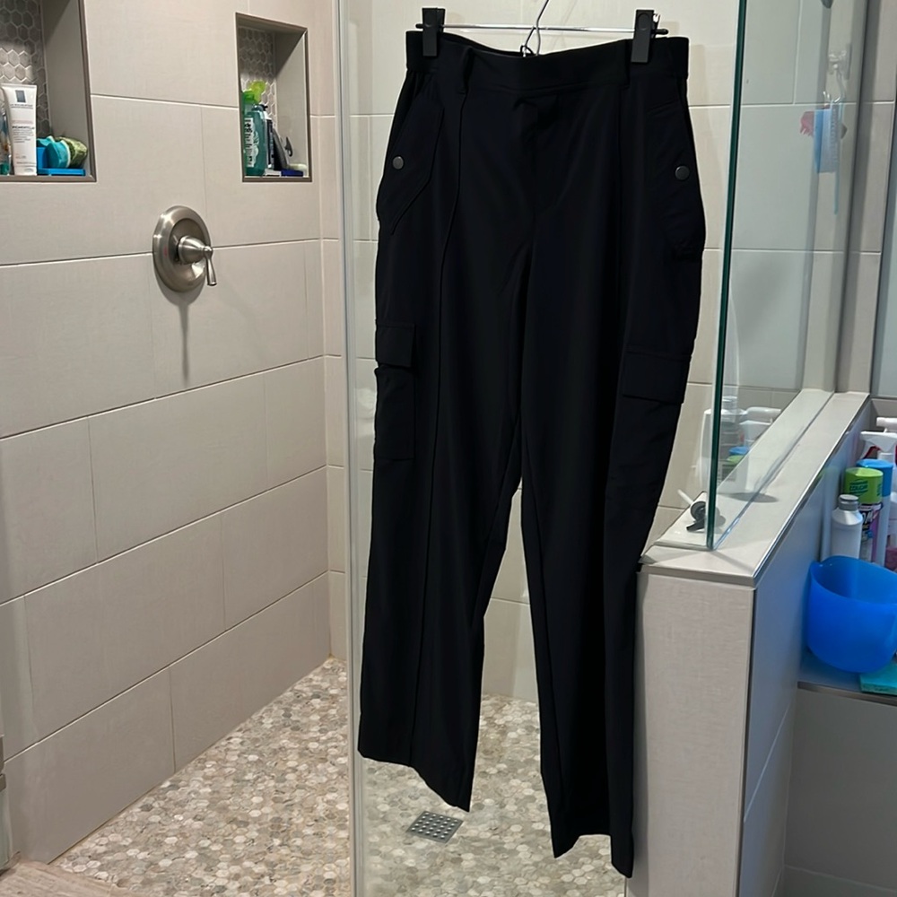 Athleta Vienna cargo pant 10P black